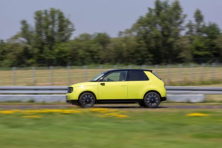 El nuevo Honda e tendrá 150 CV, propulsión trasera y 200 km de autonomía: ¿Qué esperamos de él?