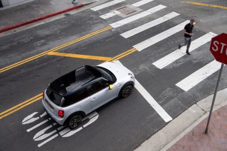 MINI Cooper SE 2020: El modelo 100% eléctrico llega con hasta 270 km de autonomía