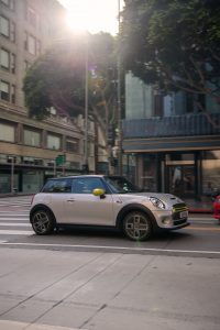 MINI Cooper SE 2020: El modelo 100% eléctrico llega con hasta 270 km de autonomía