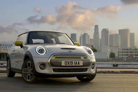 MINI Cooper SE 2020: El modelo 100% eléctrico llega con hasta 270 km de autonomía