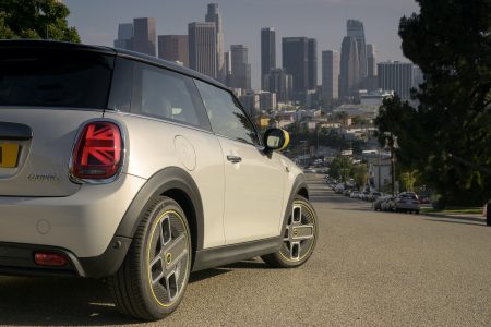 MINI Cooper SE 2020: El modelo 100% eléctrico llega con hasta 270 km de autonomía