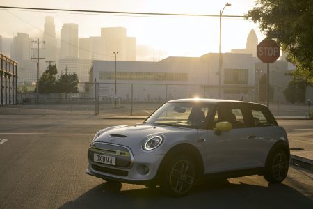 MINI Cooper SE 2020: El modelo 100% eléctrico llega con hasta 270 km de autonomía