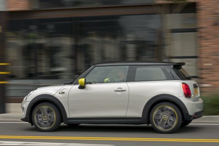 MINI Cooper SE 2020: El modelo 100% eléctrico llega con hasta 270 km de autonomía