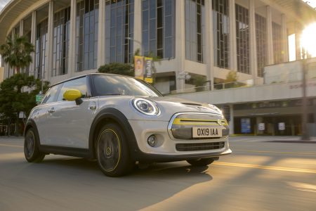 MINI Cooper SE 2020: El modelo 100% eléctrico llega con hasta 270 km de autonomía