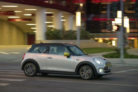 MINI Cooper SE 2020: El modelo 100% eléctrico llega con hasta 270 km de autonomía