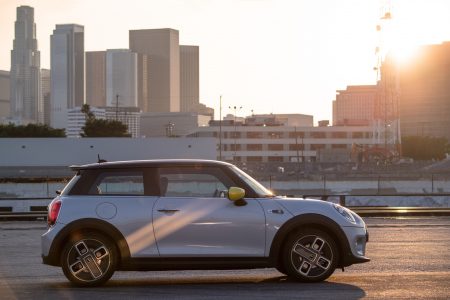 MINI Cooper SE 2020: El modelo 100% eléctrico llega con hasta 270 km de autonomía