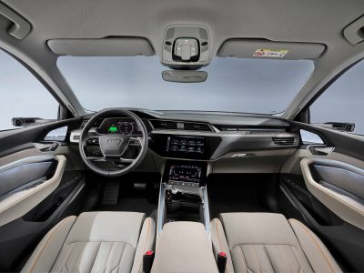 Audi e-tron 50 quattro: El más accesible de la gama con 313 CV