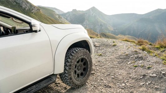 Delta 4x4 se ha animado también a preparar un Mercedes Clase X y este es el resultado