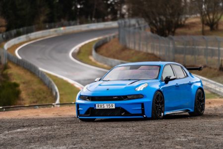 El nuevo récord de tracción delantera y de un vehículo de cuatro puertas en Nürburgring es ahora de un coche chino