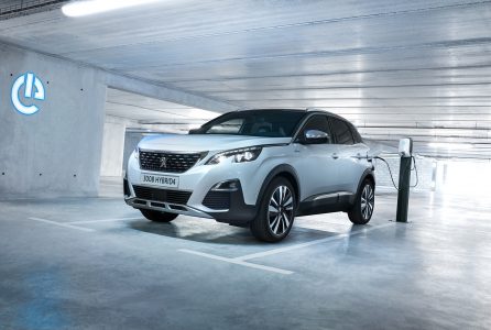 Peugeot 3008 GT Hybrid4: El híbrido enchufable de 300 CV llegará en Octubre