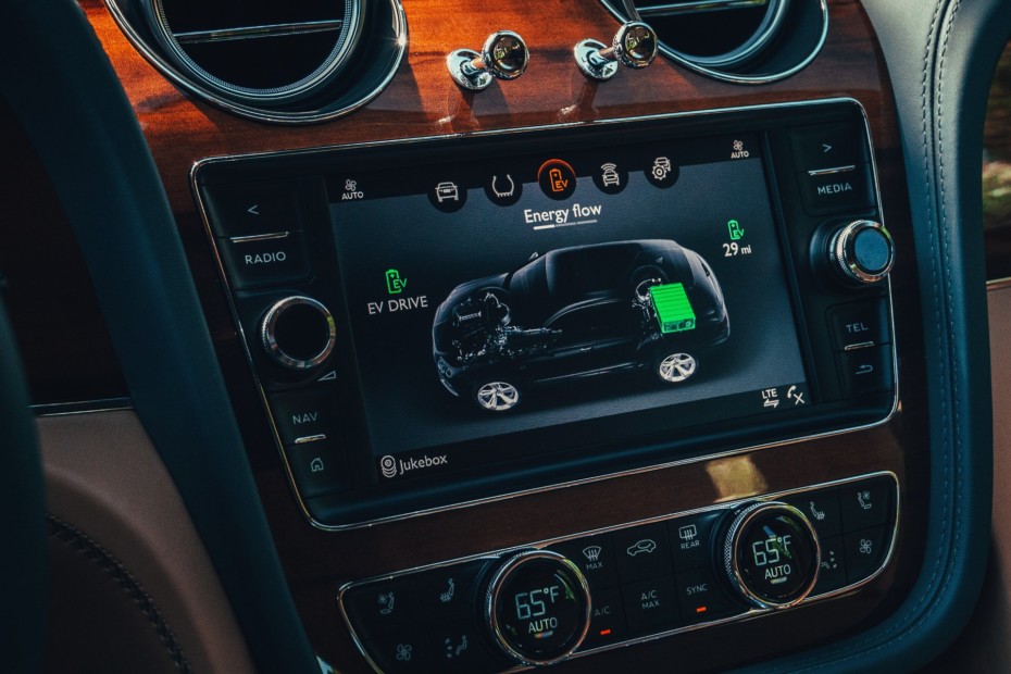 El Bentley Bentayga PHEV ya está disponible: Etiqueta ECO desde 183.930 euros