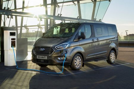 Ford Tourneo y Transit Custom Plug-In Hybrid: Furgonetas híbridas enchufables