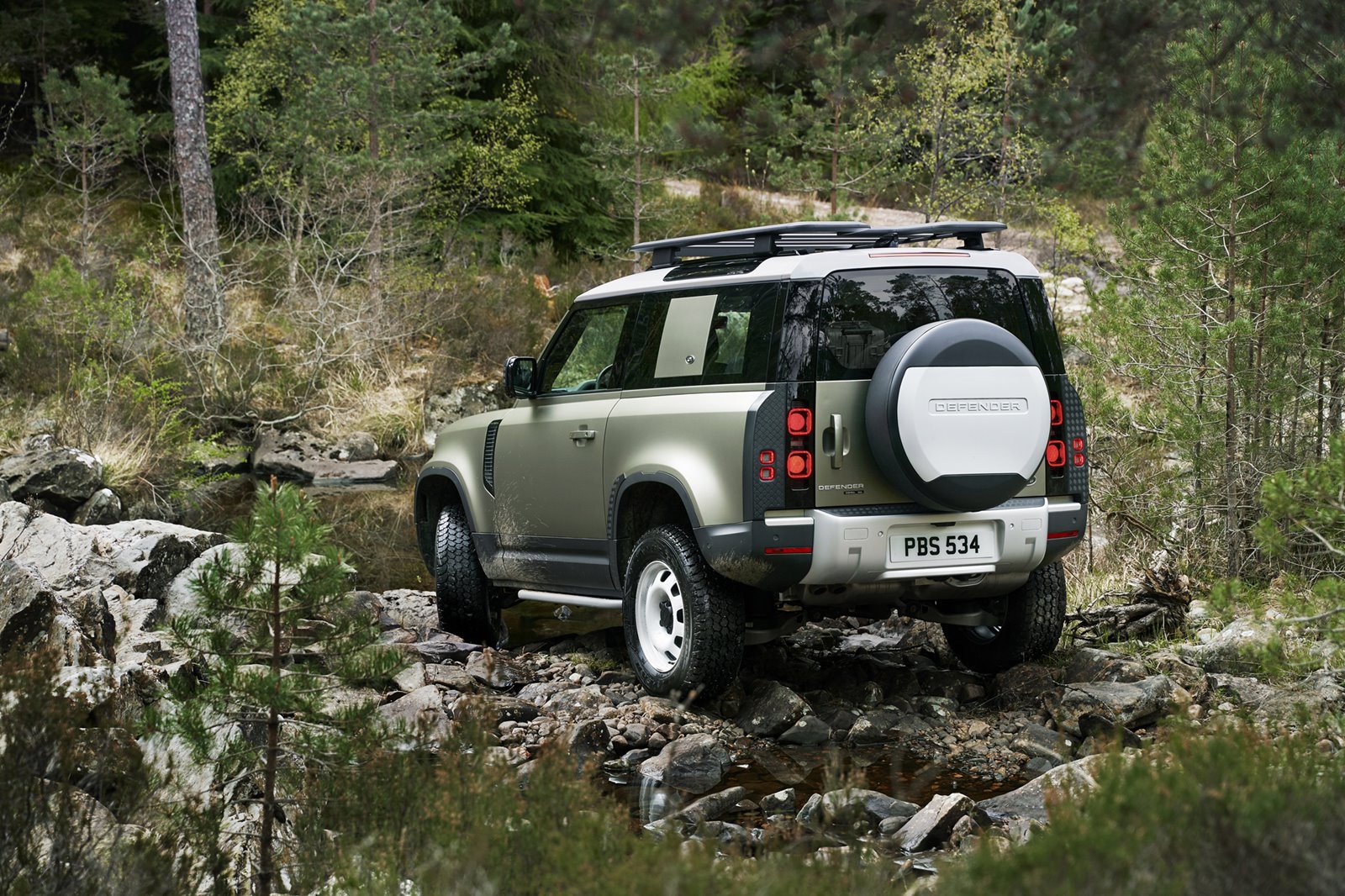 Land Rover Defender 2020: El icono se reinventa y estos son sus precios para España