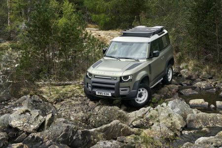 Land Rover Defender 2020: El icono se reinventa y estos son sus precios para España