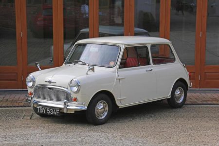 Viaje en el tiempo: Este Morris-MINI tiene sólo 436 kilómetros y está a la venta