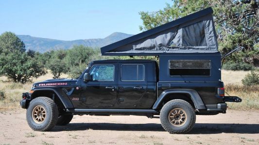 El Jeep Gladiator con preparación camper te permitirá pernoctar allá donde otros no llegan