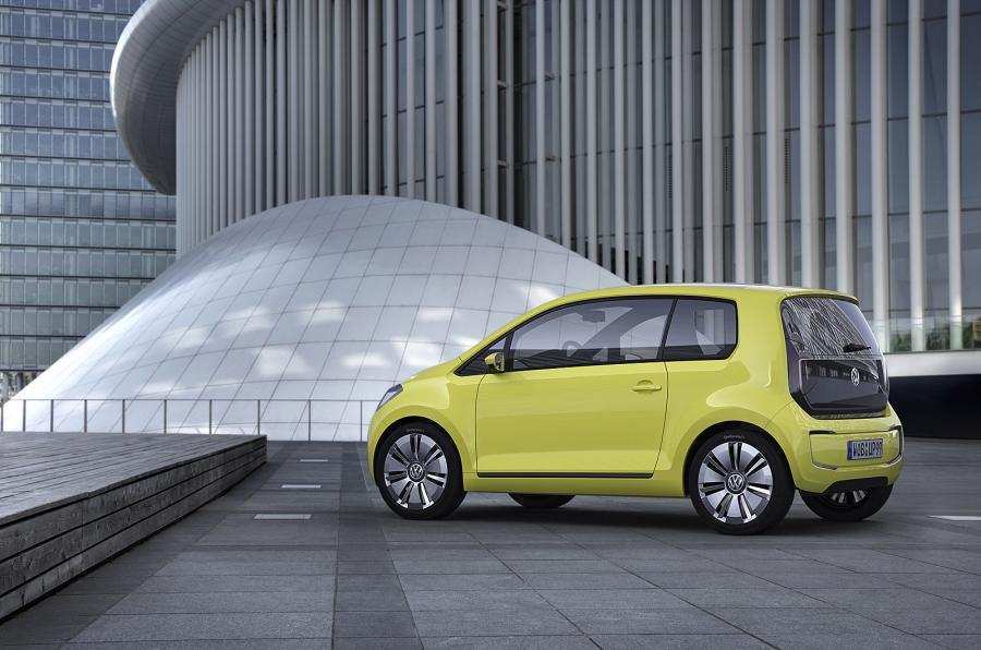 El Volkswagen e-up! 2020 ya está disponible en España y este es su precio