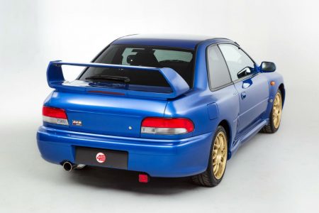 Hacerte con uno de los 426 Subaru Impreza 22B STi es posible... si tienes más de 115.000 euros