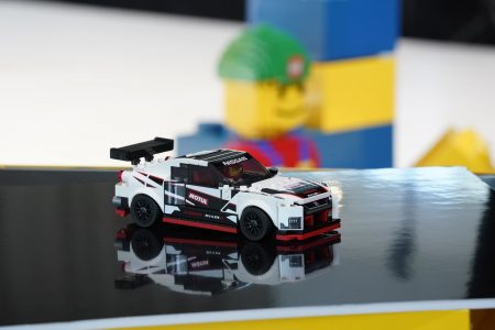 El Nissan GT-R NISMO también llega a LEGO: Celebrando su 50 aniversario