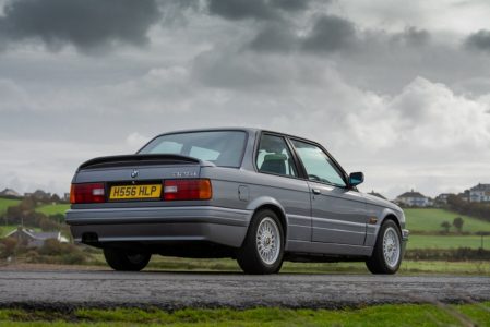 ¿Hemos perdido la cabeza? Alguien ha pagado 60.000 euros por un BMW 325i E30