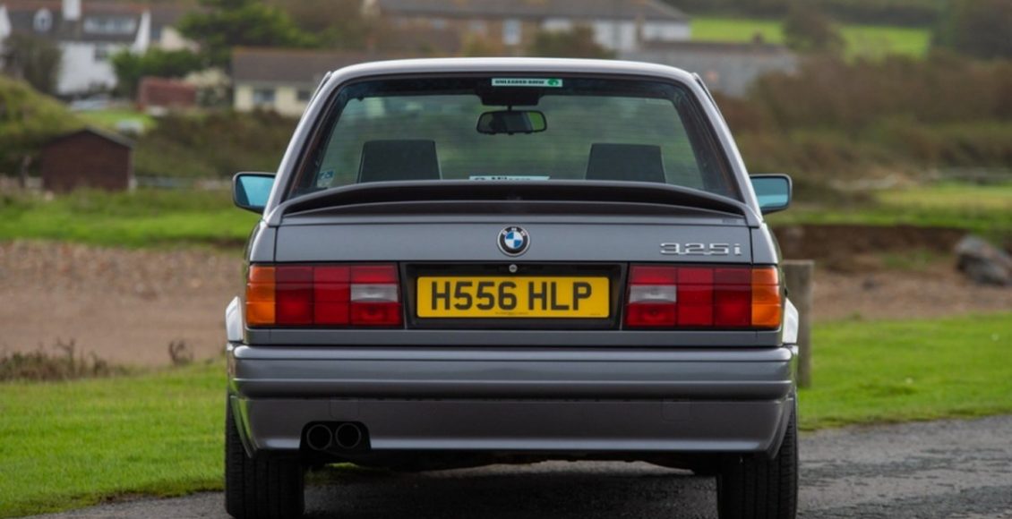 BMW-E30-325I-Sport-13