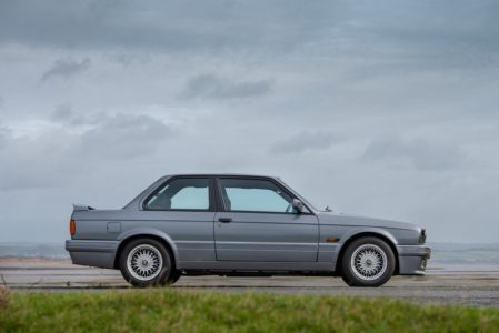 ¿Hemos perdido la cabeza? Alguien ha pagado 60.000 euros por un BMW 325i E30