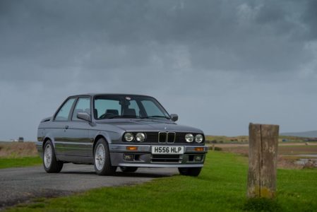 ¿Hemos perdido la cabeza? Alguien ha pagado 60.000 euros por un BMW 325i E30