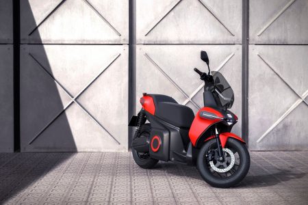 La SEAT e-Scooter es la primera moto de la marca: Es eléctrica y tiene 115 km de autonomía