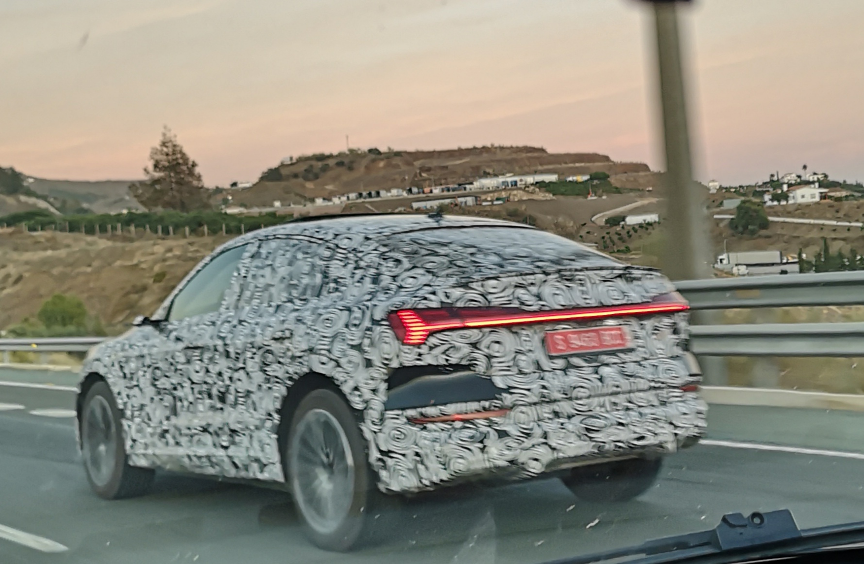 Nuevo anticipo oficial del Audi e-tron Sportback: ya casi está aquí
