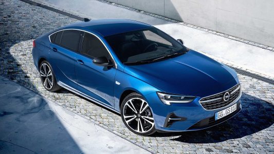 Opel Insignia 2020: Más tecnología y un pequeño lavado de cara estético