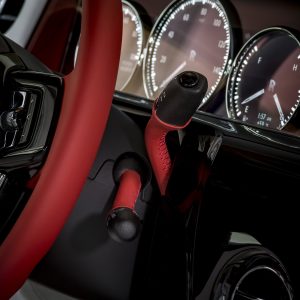 Rolls-Royce Bespoke Red Phantom: Un one-off para luchar contra el SIDA