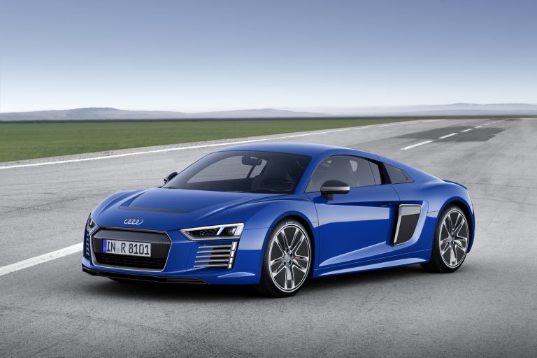 El primer Audi Sport eléctrico con siglas RS estaría a punto de llegar: Será un Porsche Taycan con otro traje