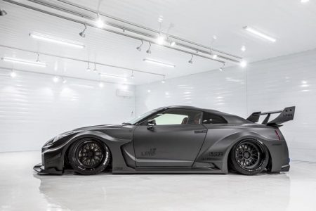 LB-ER34 Super Silhouette Skyline: El espectacular Nissan GT-R de Liberty Walk con 2.039 CV