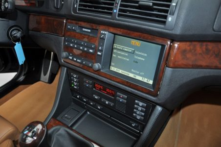 ¿Pagarías 49.500 euros por un BMW M5 E39 con pocos kilómetros?