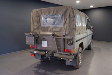 Salen a la venta 37 Mercedes Clase G militares a precios muy dispares