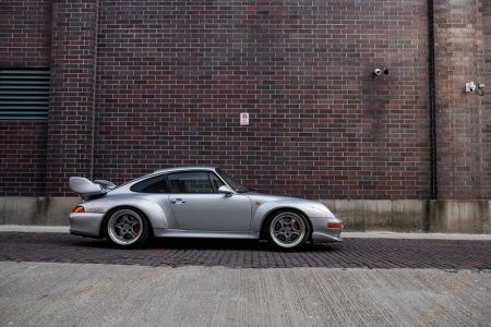 Este Porsche 993 GT2 de 1996 puede ser tuyo... si dispones de aproximadamente un millón de dólares