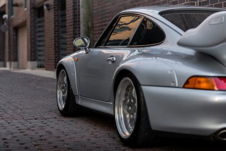 Este Porsche 993 GT2 de 1996 puede ser tuyo... si dispones de aproximadamente un millón de dólares