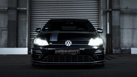 Mejor que el Volkswagen Golf R400 que no llegó: El Manhart RS450 llega con 450 CV