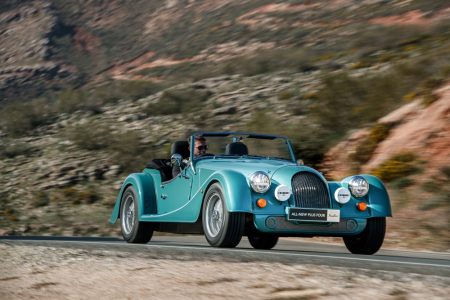 Morgan Plus Four 2020: Ahora con el motor BMW TwinPower Turbo de 2 litros y cuatro cilindros