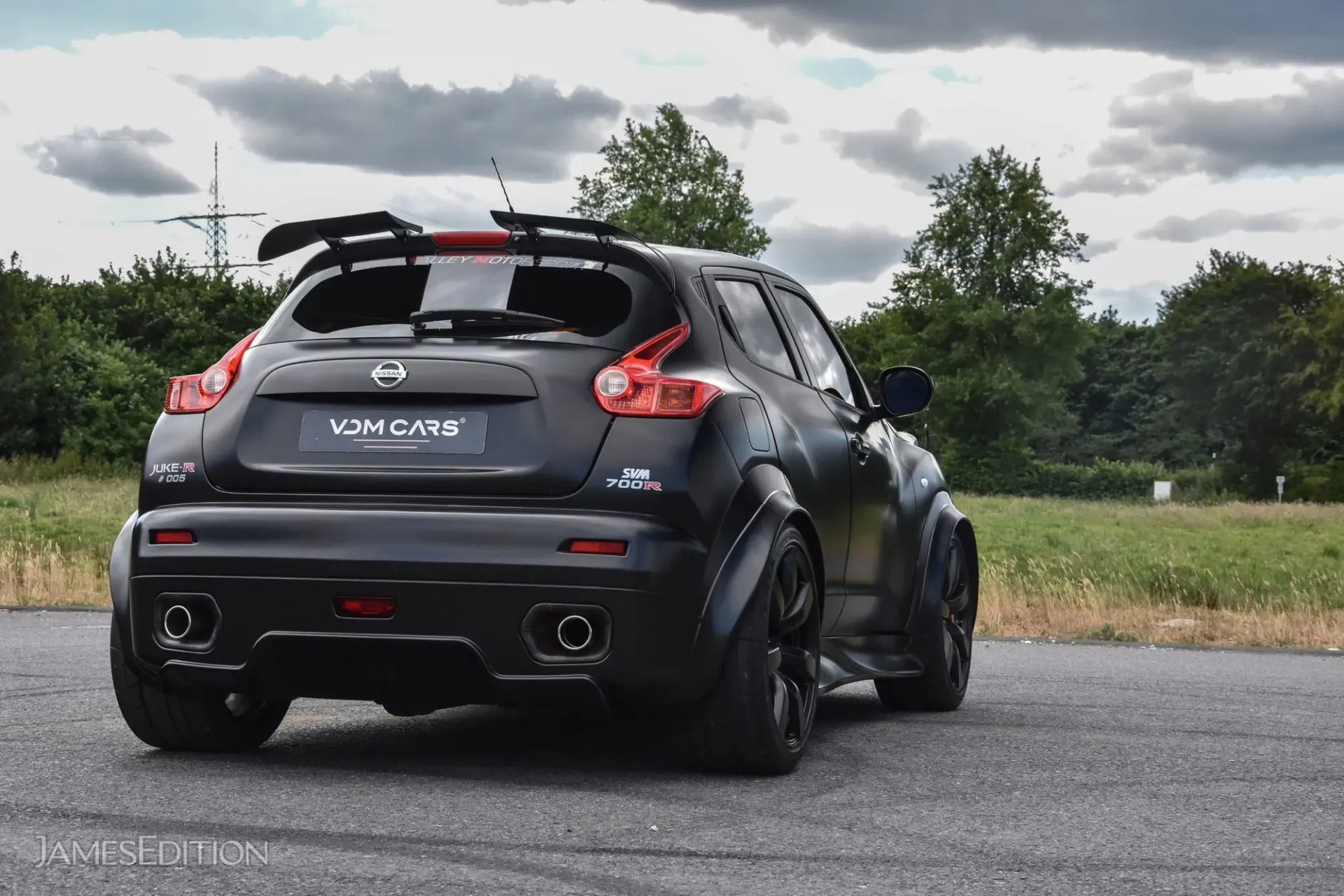 ¿Te gastarías 649.500 euros en un Nissan Juke-R con motor de GT-R?