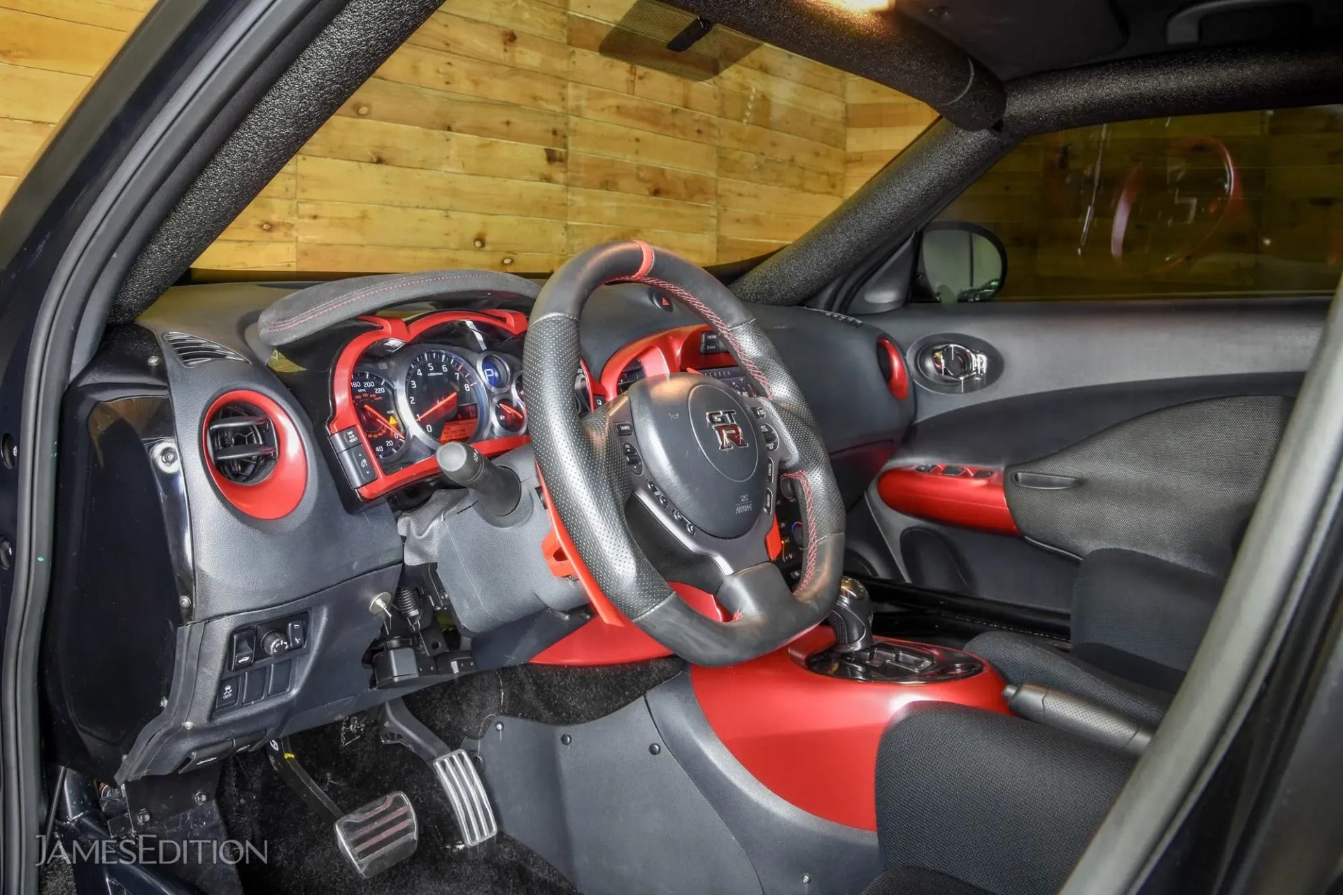 ¿Te gastarías 649.500 euros en un Nissan Juke-R con motor de GT-R?