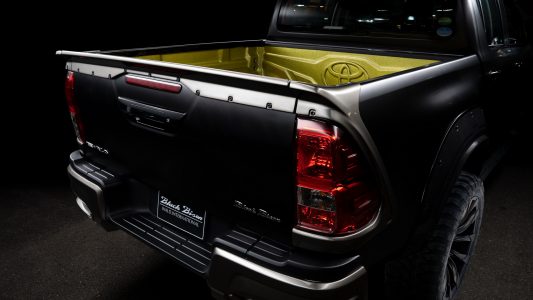 Toyota Hilux Sports Line Black Bison Edition 2020: El Hilux se ha apuntado al gimnasio y luce así de espectacular