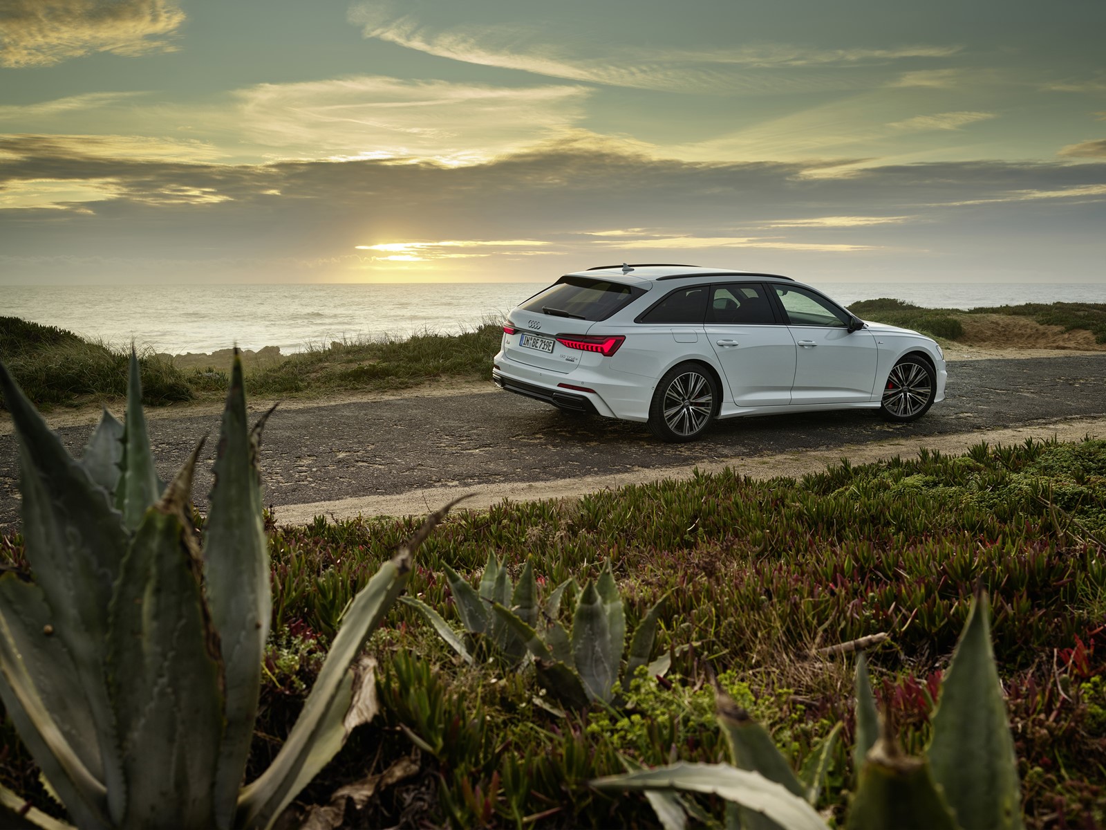 Audi A6 Avant TFSIe quattro: El familiar se vuelve híbrido y enchufable