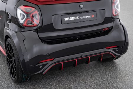 BRABUS Ultimate E: ¿Te gastarías 49.449 euros en este smart fortwo que ahora se ha puesto al día?