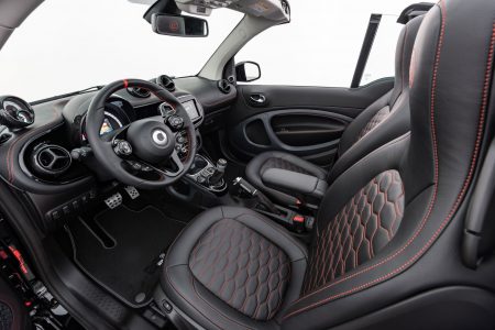 BRABUS Ultimate E: ¿Te gastarías 49.449 euros en este smart fortwo que ahora se ha puesto al día?