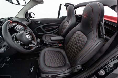 BRABUS Ultimate E: ¿Te gastarías 49.449 euros en este smart fortwo que ahora se ha puesto al día?