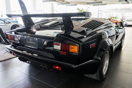 Este Lamborghini Countach 25th Anniversary de 1990 sólo tiene 135  km: Ahora busca dueño