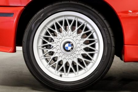 El BMW M3 E30 de la colección de Paul Walker sale a la venta: Prepara la cartera