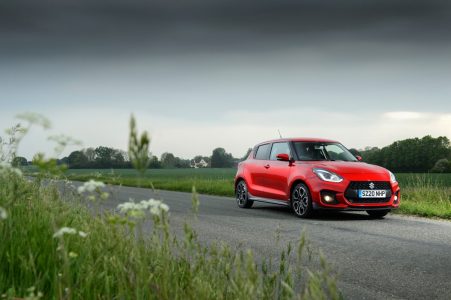 El Suzuki Swift Sport llega con hibridación ligera y etiqueta ECO