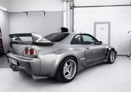 Este Nissan Skyline GT-R R33 de Veilside es tan caro como espectacular